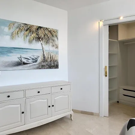 Edificio Puerto Azul Apartment Marbella